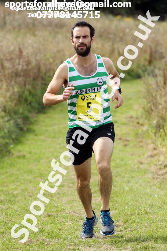 Senior mens relay 2019 Sunderland Harriers Open Cross Country. Photo:  David T. Hewitson/Sports for All Pics